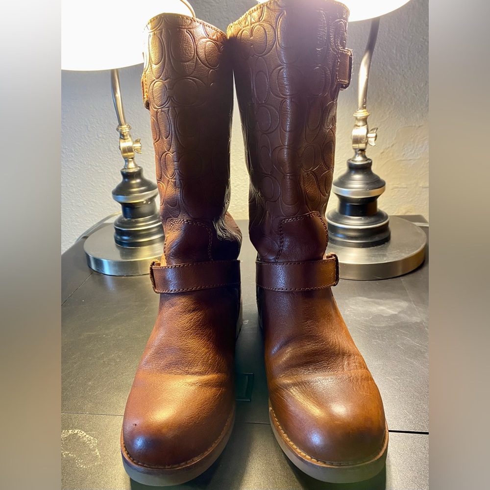 Coach Virginia size 7.5 boots